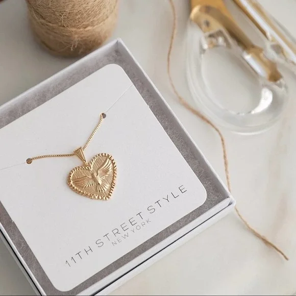 Dove Heart Necklace | 18k Gold Filled - Picture 3 of 8